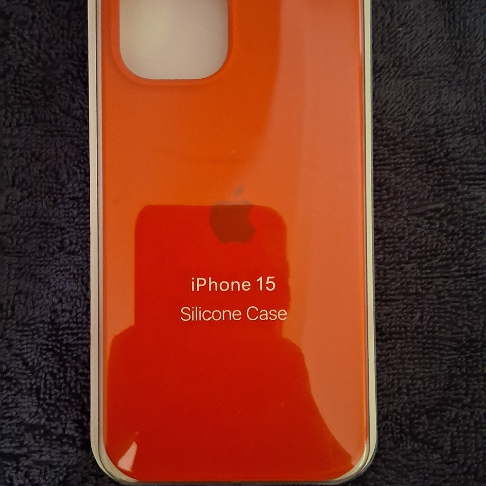 iPhone 15 Silicone Case - Orange